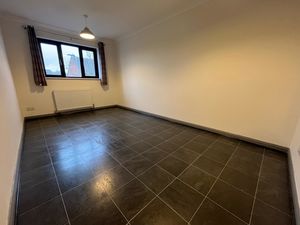 Photo 27- click for photo gallery